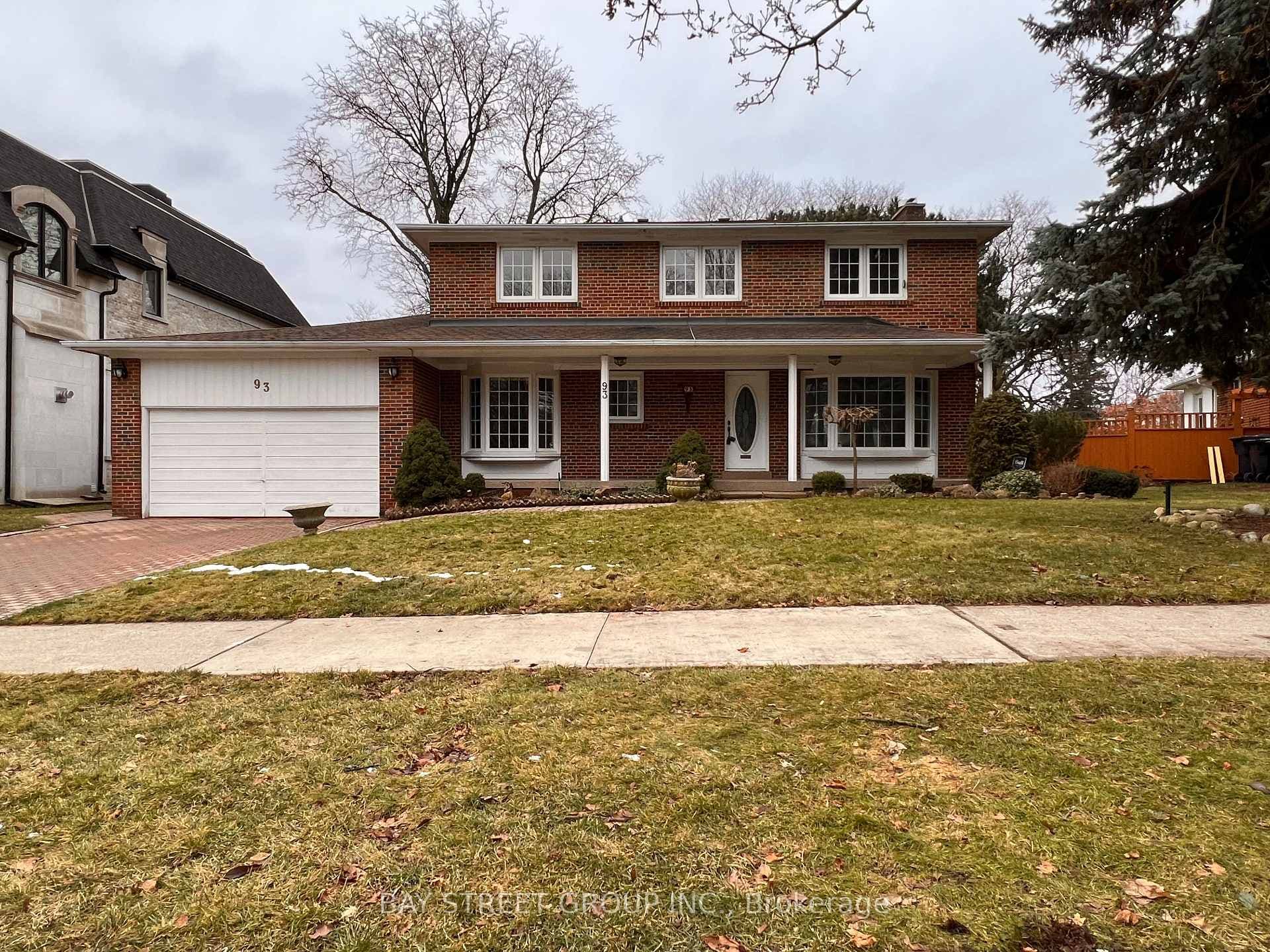 93 Lord Seaton Road, Bridle Path / York Mills / Hoggs Hollow, ON M2P 1K7 - Photo 1