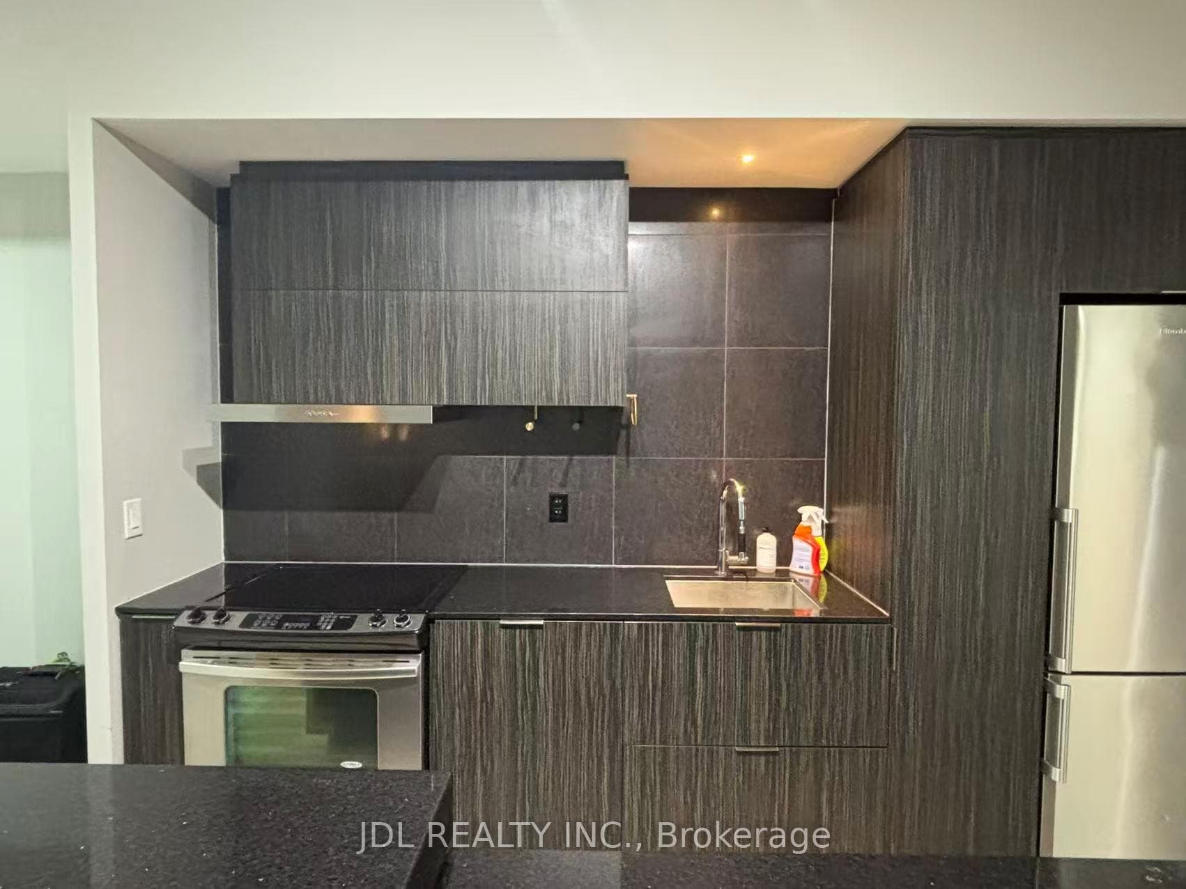 101 Charles Street Unit 318, Toronto C08