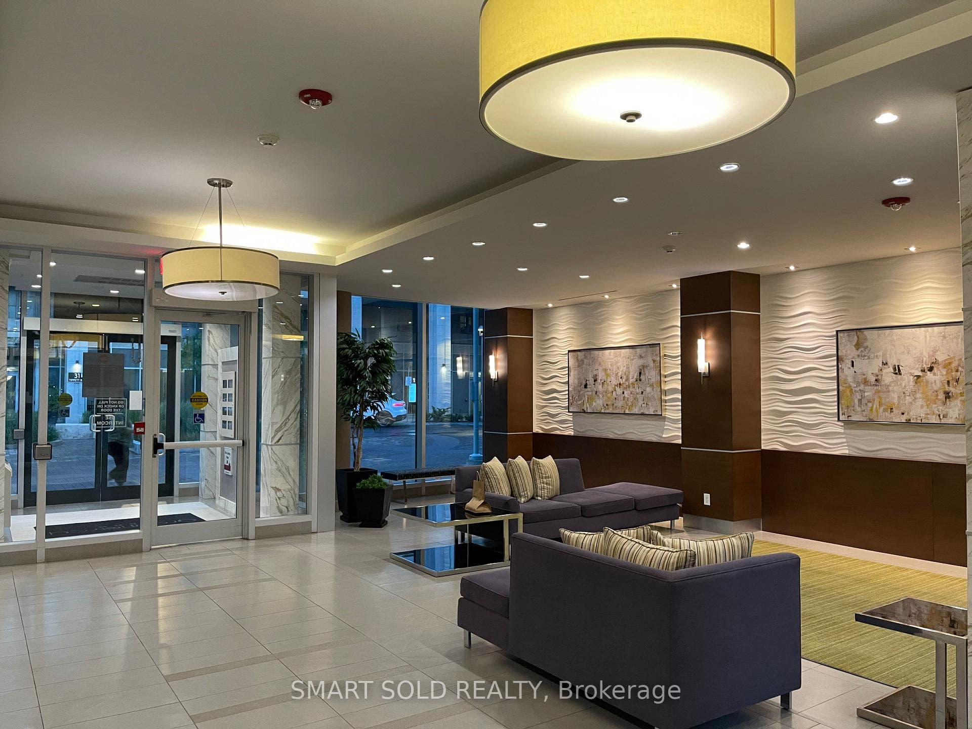 525 Wilson Avenue Unit 346, North York (Bathurst Manor / Clanton Park), ON M3H 0A7 - Photo 1