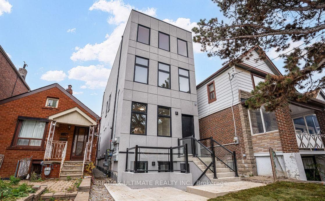 154 Robina Avenue Unit Unit 1, Forest Hill / Deer Park, ON M6C 3Y7 - Photo 1