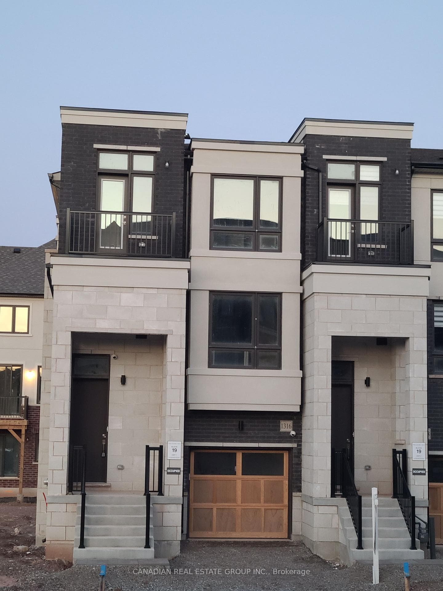 1316 Shevchenko Boulevard, Oakville, ON L6M 4L8 - Photo 1