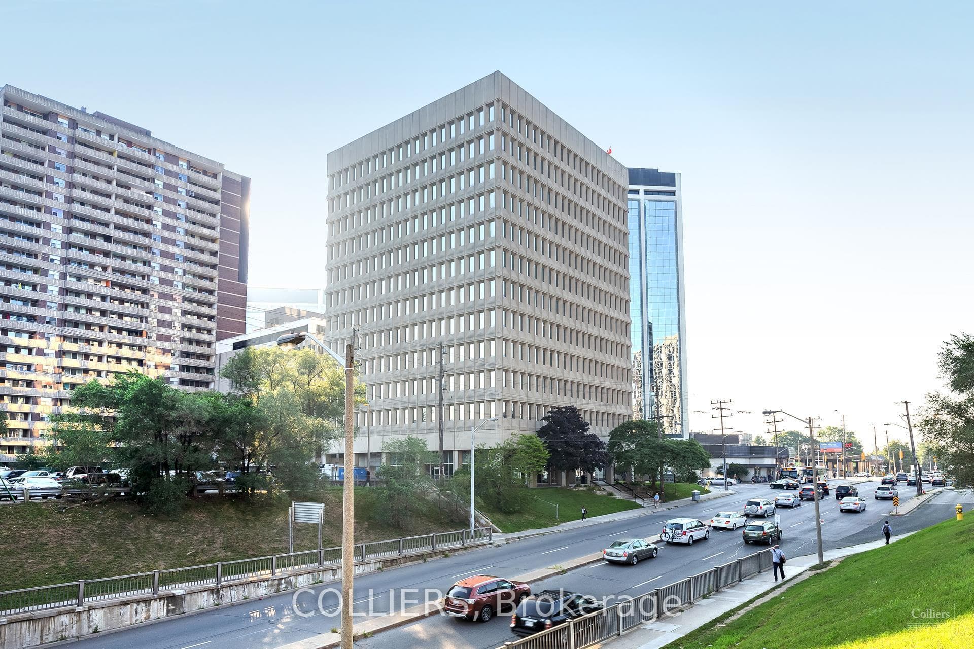 1243 Islington Avenue Unit 800, Etobicoke (Islington / Rexdale), ON M8X 1Y9 - Photo 1