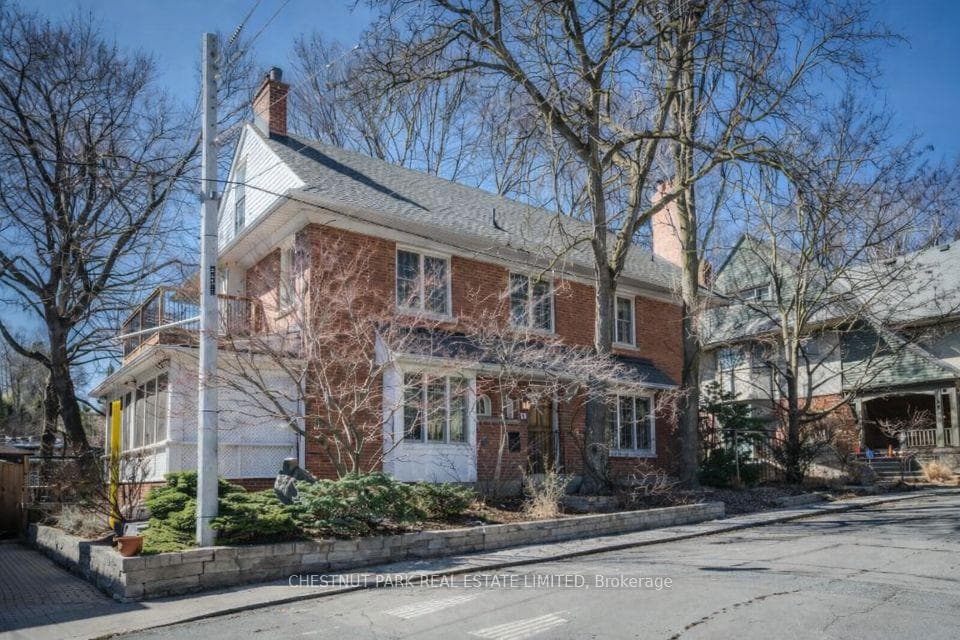 56 Poplar Plains Road, Annex / Yorkville / Summerhill, ON M4V 2M8 - Photo 1