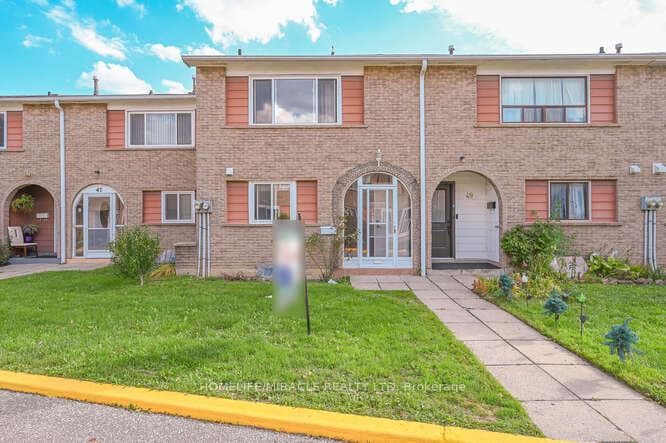 2012 Martingrove Road Unit 48, Etobicoke (West Mall / Rexdale), ON M9V 4A3 - Photo 1