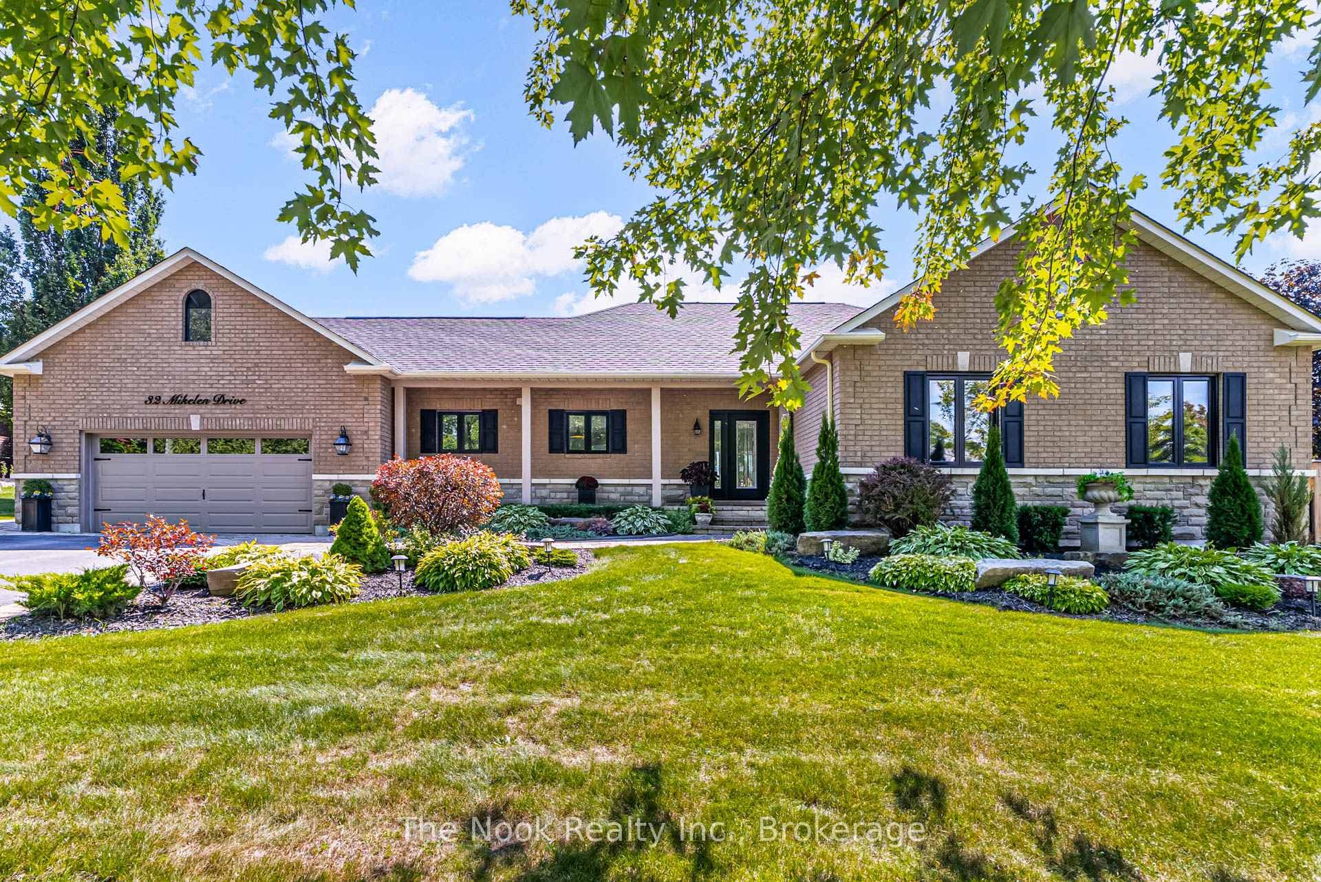 32 Mikelen Drive, Scugog, ON L9L 1V1 - Photo 1