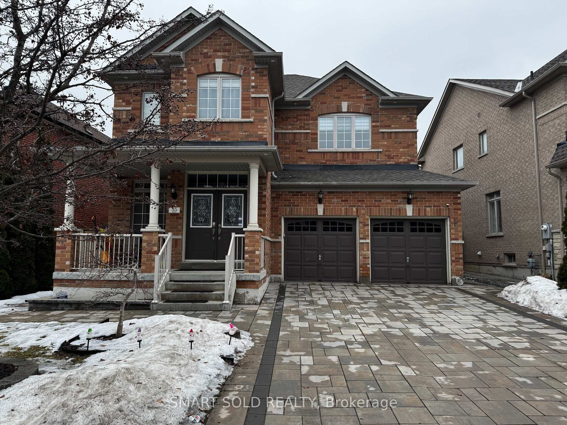 35 Cosford Street, Aurora, ON L4G 0J5 - Photo 1