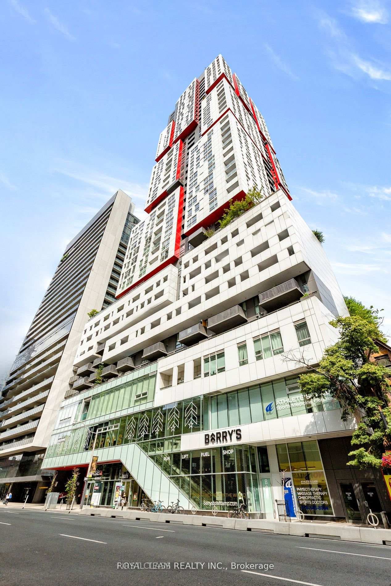 318 Richmond Street Unit 2408, Downtown Toronto / Waterfront, ON M5V 0B4 - Photo 1