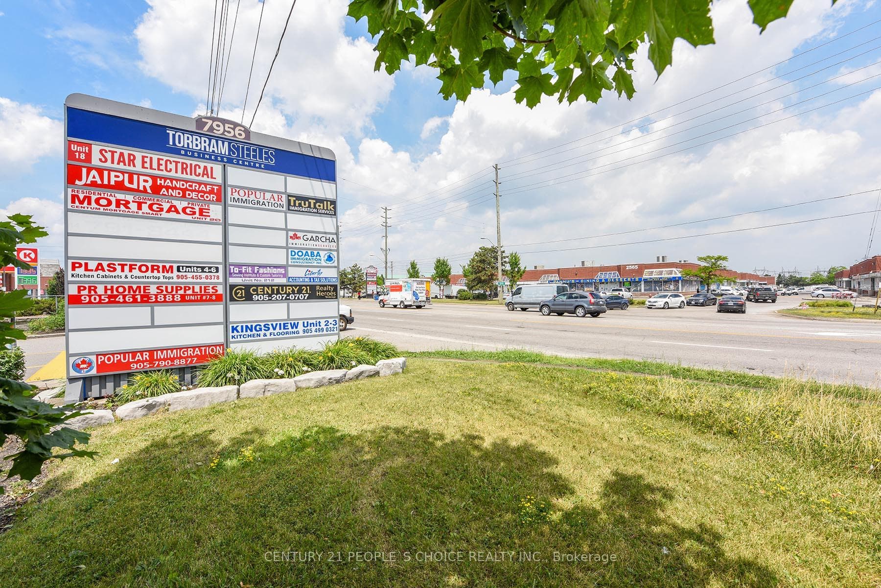 7956 Torbram Road Unit 18, Brampton, ON L6T 5A2 - Photo 1