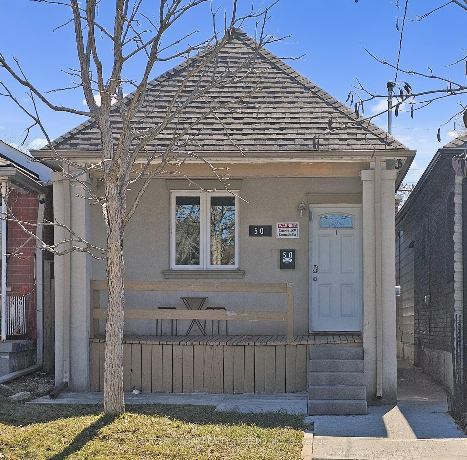 50 Brownville Avenue, Toronto W04