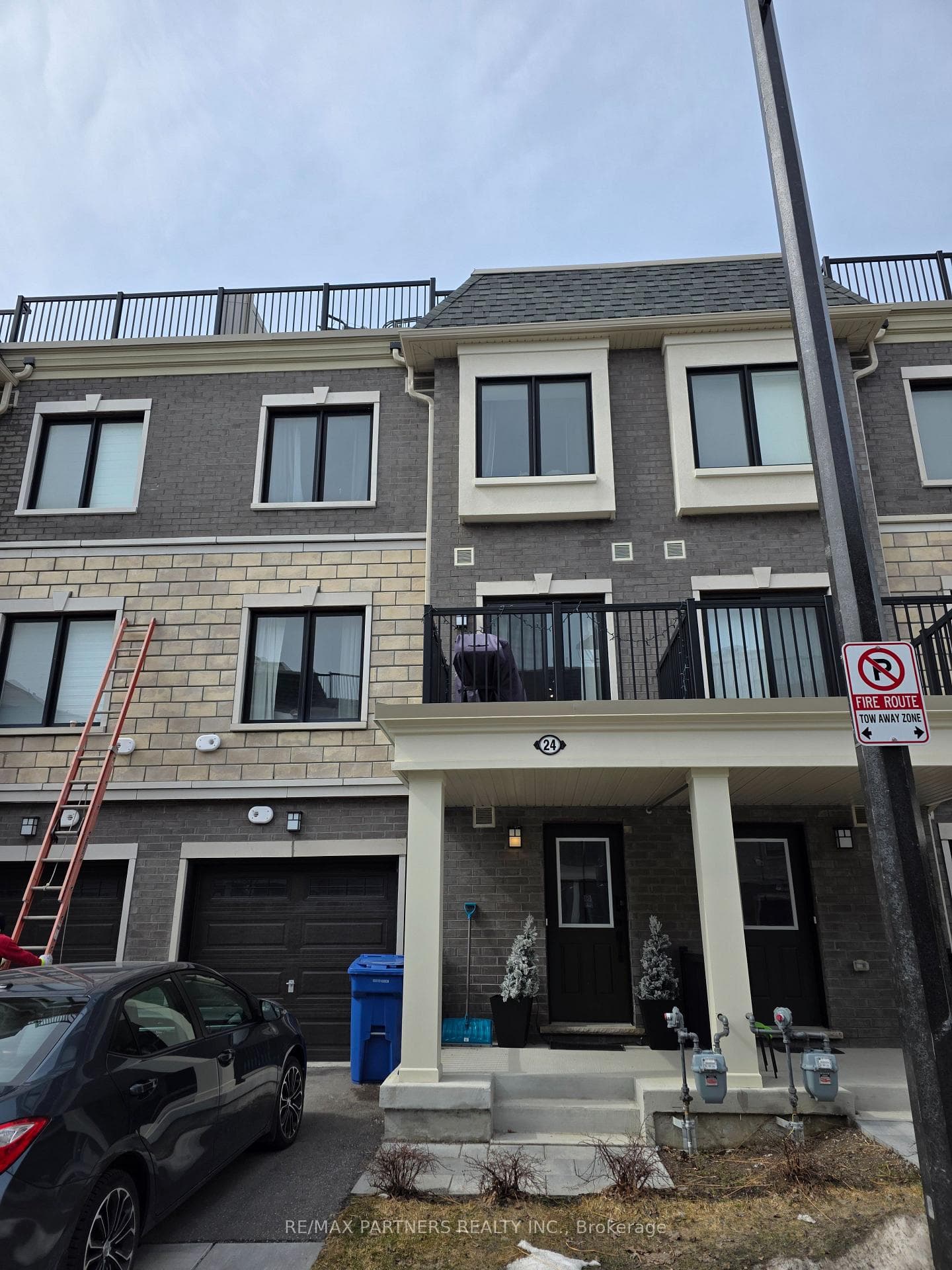 24 Canton Lane, Whitchurch-Stouffville, ON L4A 4W8 - Photo 1