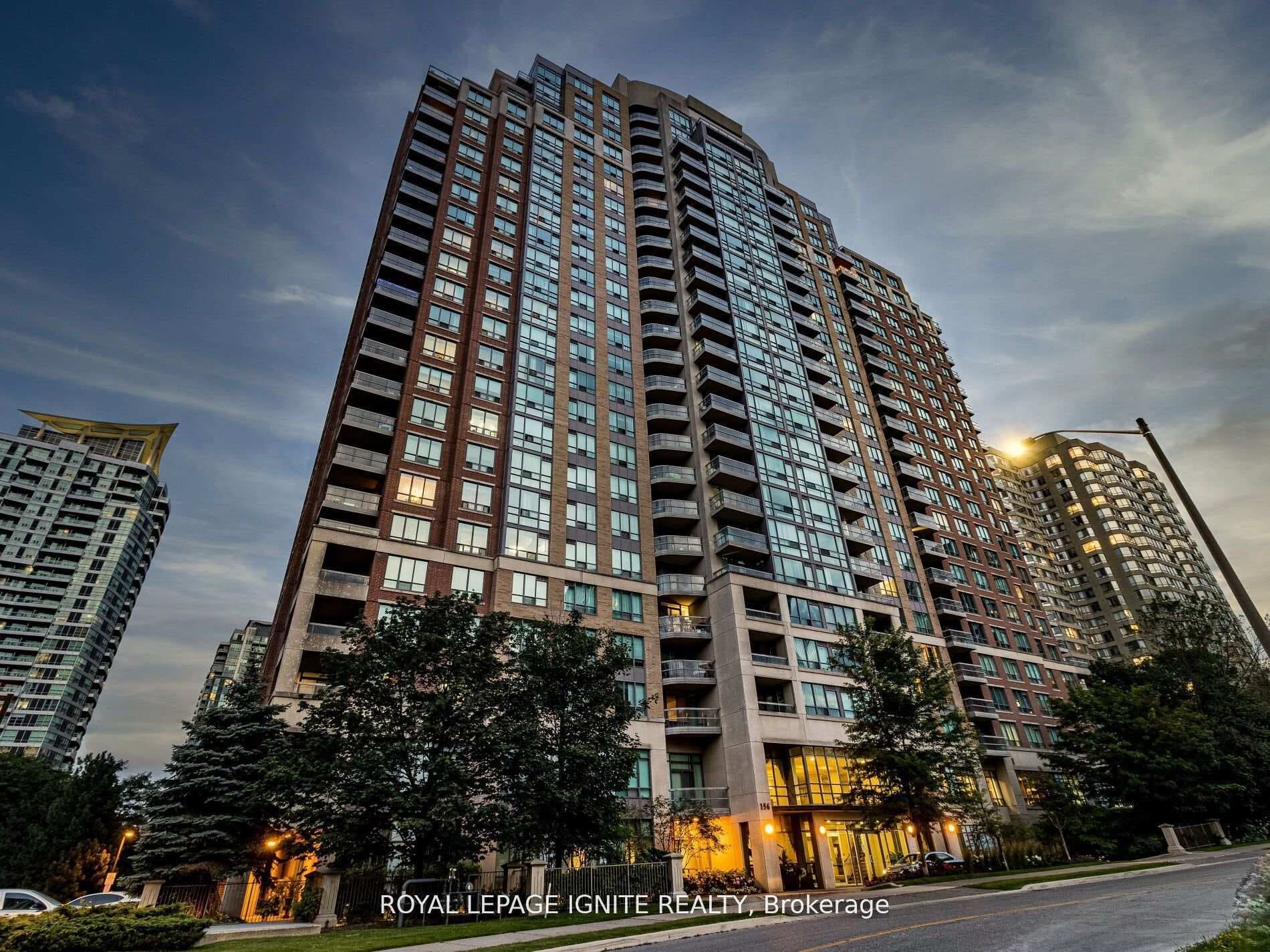 156 Enfield Place Unit 1711, Mississauga, ON L5B 4L8 - Photo 1
