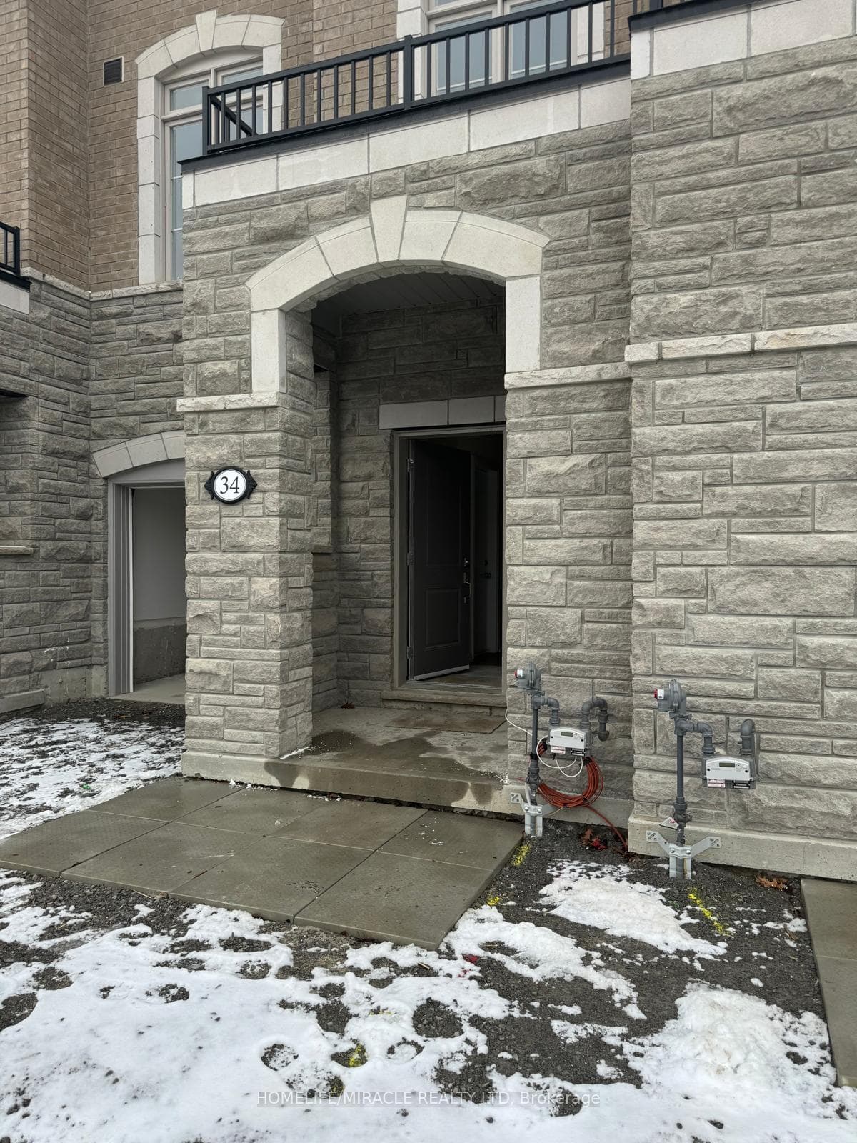 34 Coote Court, Pickering, ON L1T 0P5 - Photo 1