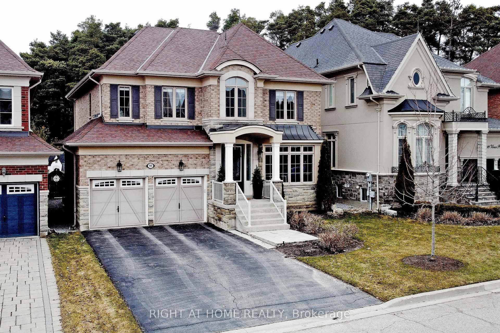 95 Vines Place, Aurora, ON L4G 0R7 - Photo 1