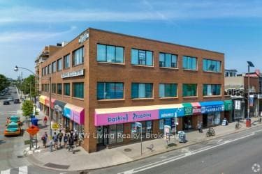 726 Bloor Street Unit 205, Annex / Yorkville / Summerhill, ON M6G 1L4 - Photo 1