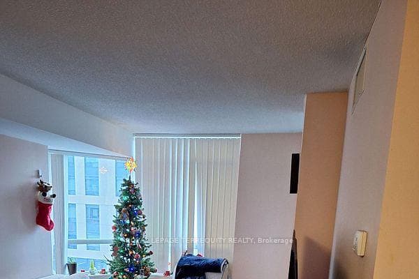 153 Beecroft Road Unit 515, Thornhill / Willowdale, ON M2N 7C5 - Photo 1