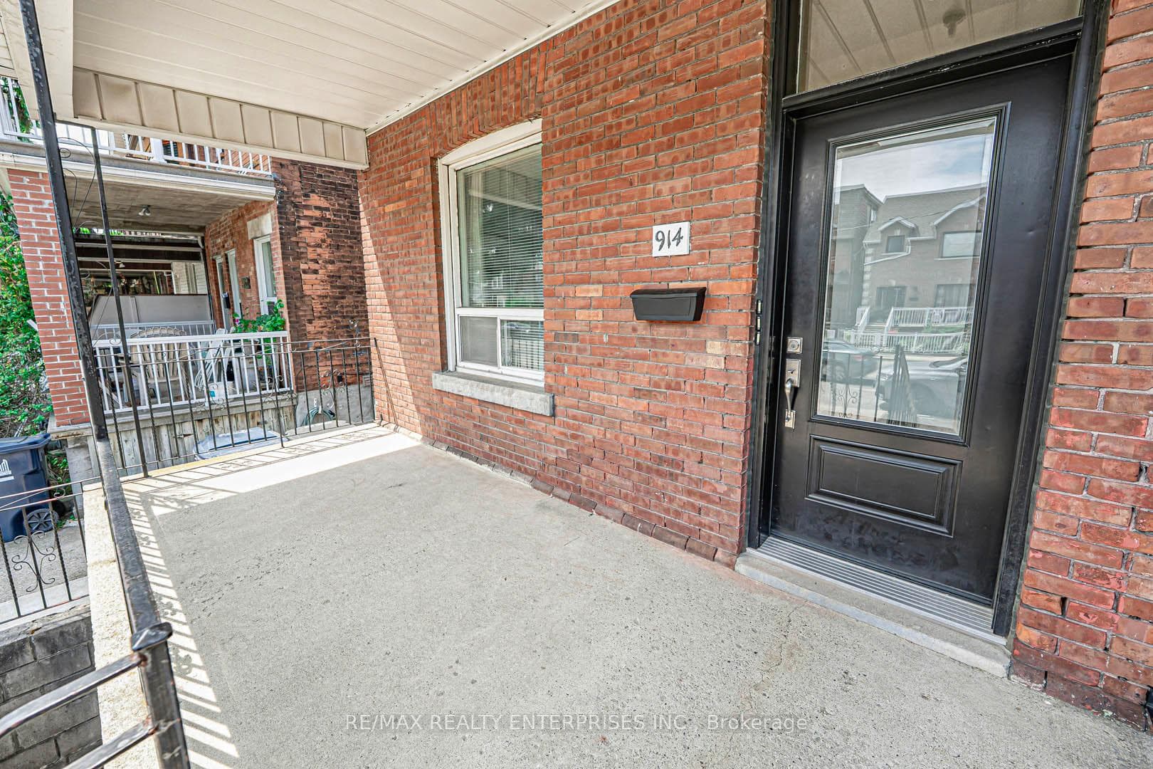 914 Dovercourt Road, Bloor West Village / Swansea, ON M6H 2X5 - Photo 1