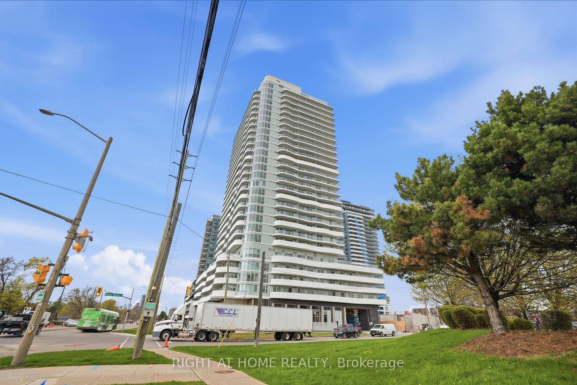 1010 sandy beach Road Unit 504, Pickering, ON L1W 3V9 - Photo 1