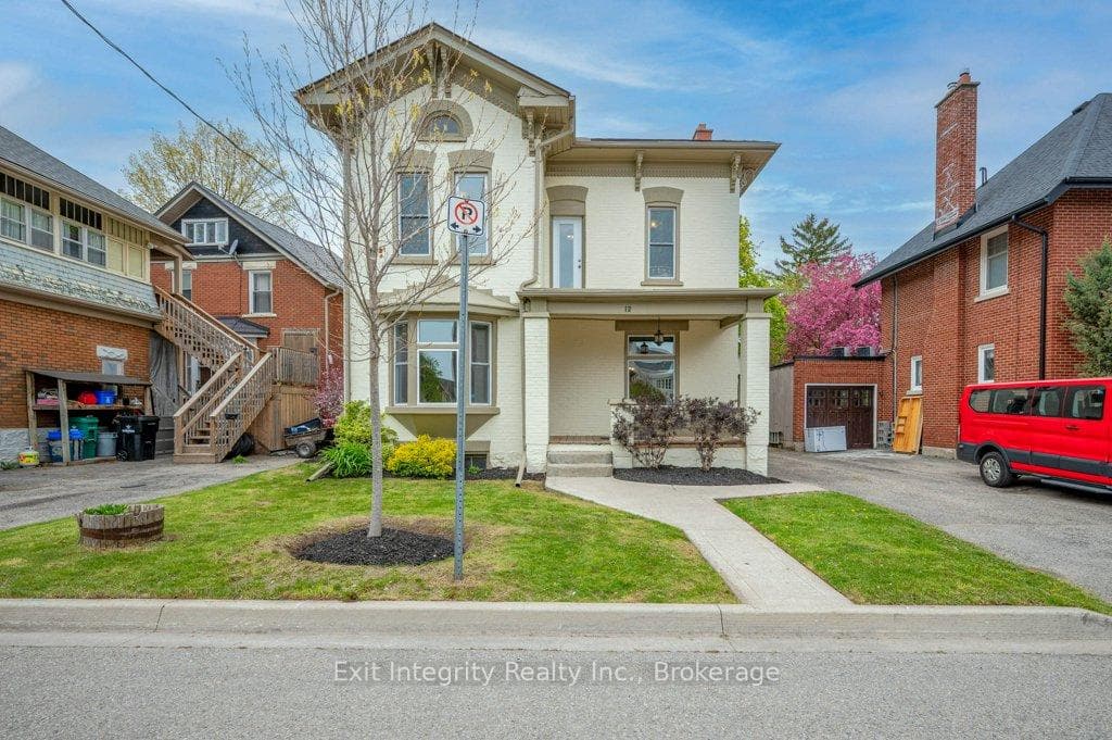 12 Clarence Place, Kitchener, ON N2H 2L2 - Photo 1