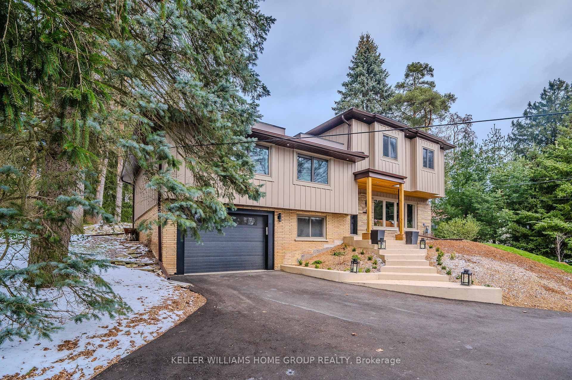 133 Dalley Drive, Hamilton, ON L9G 1K4 - Photo 1