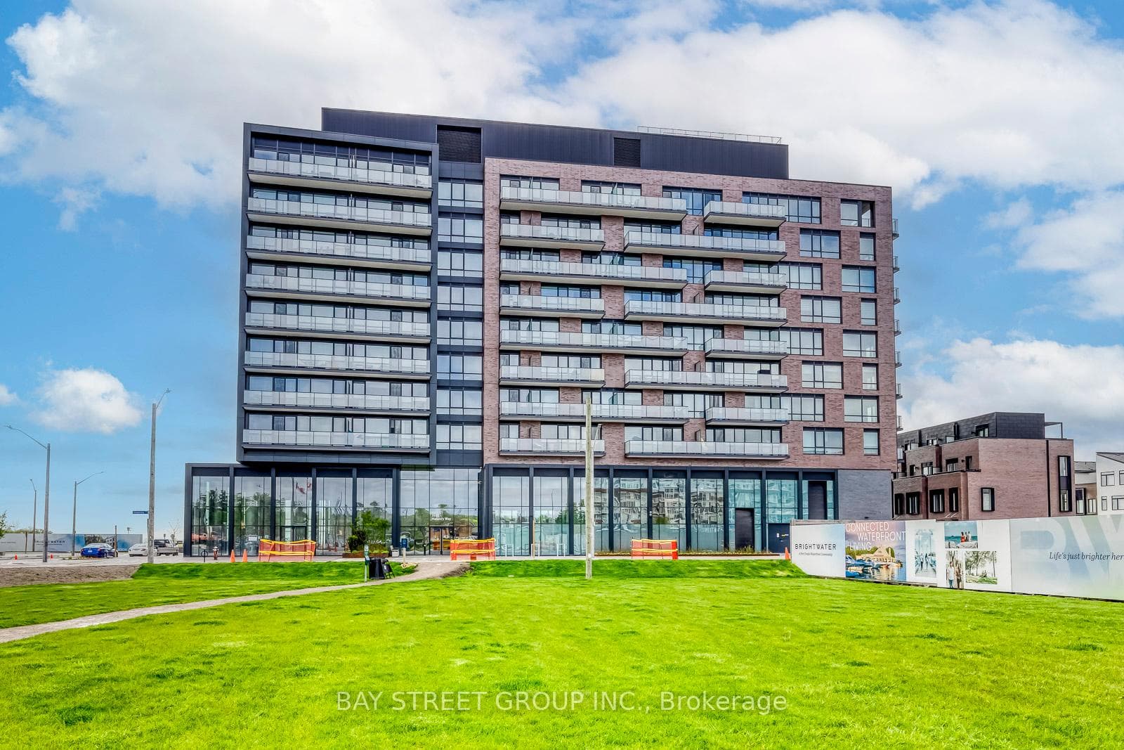 251 Masonry Way N/A Unit 510, Mississauga, ON L5H 0B3 - Photo 1
