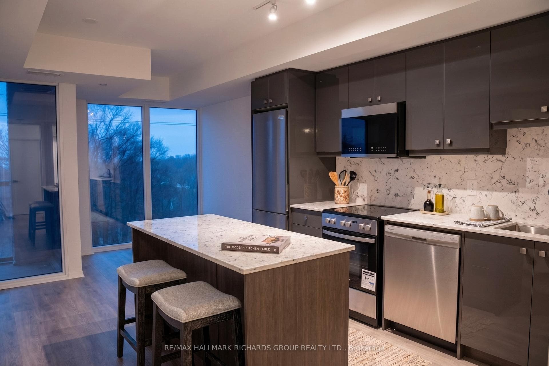 2 Manderley Drive Unit 420, Birch Cliff / Cliffside, ON M1N 1R6 - Photo 1