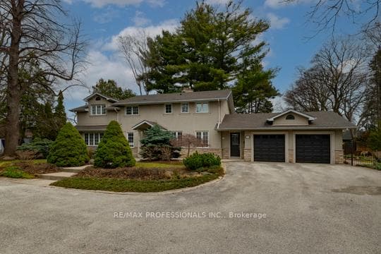 202 Radley Road, Mississauga, ON L5G 2R7 - Photo 1