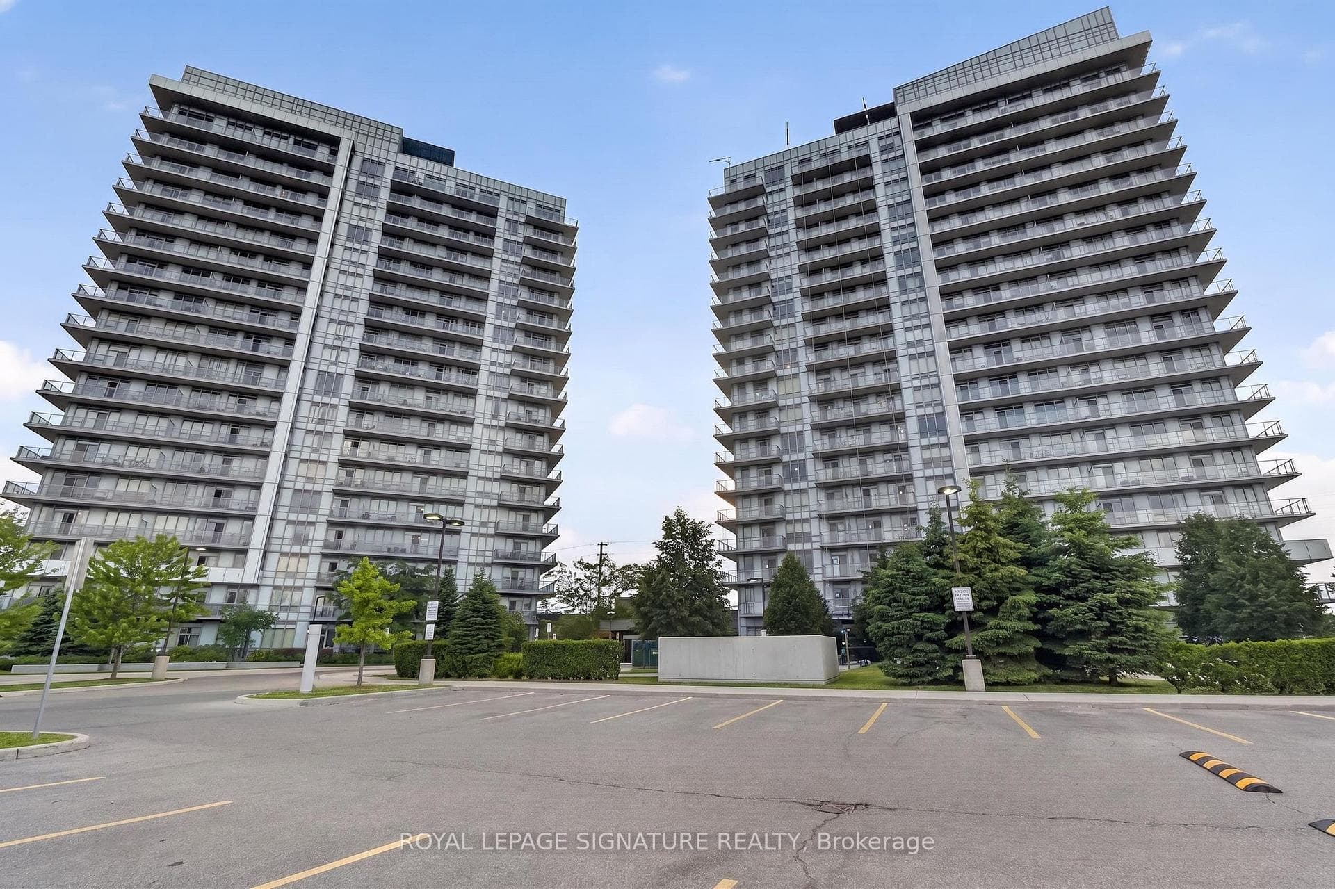 4633 Glen Erin Drive Unit 1710, Mississauga, ON L5M 0Y6 - Photo 1