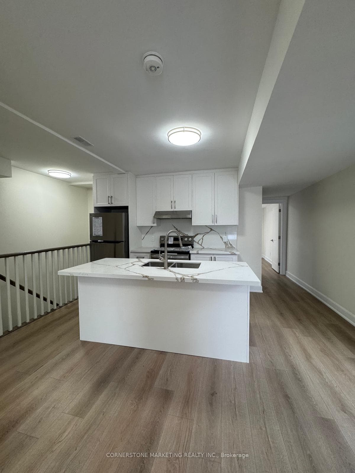 59 Melville (Upper Level) Avenue, Bloor West Village / Swansea, ON M6G 1Y3 - Photo 1