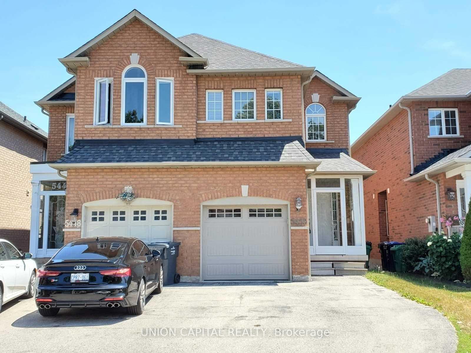 5450 Tree Crest Court, Mississauga, ON L5R 3Z8 - Photo 1