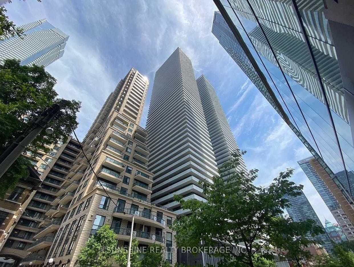 42 Charles Street Unit 1609, Toronto C08