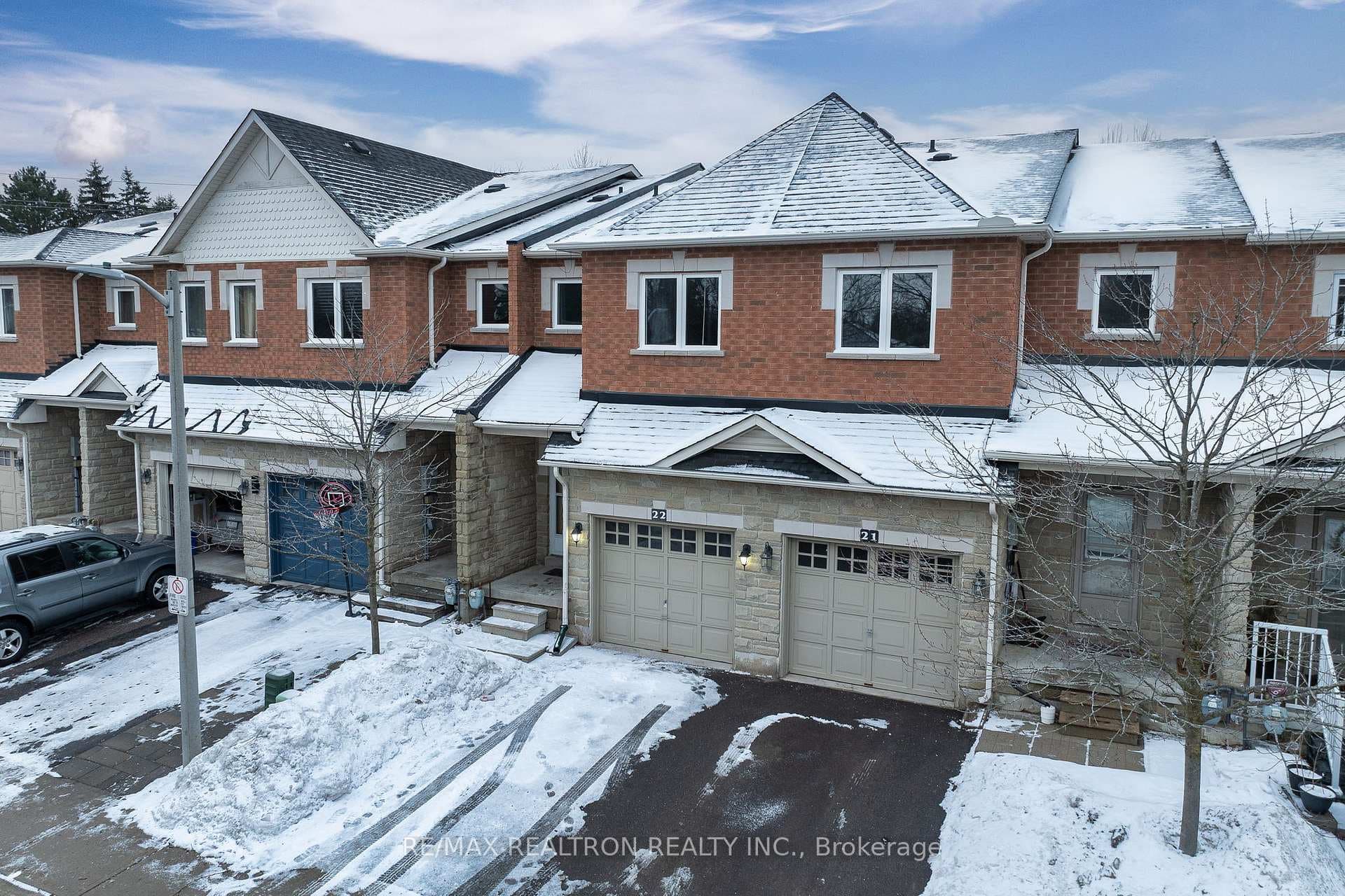 56 North Lake Road Unit 22, Richmond Hill, ON L4E 0G5 - Photo 1