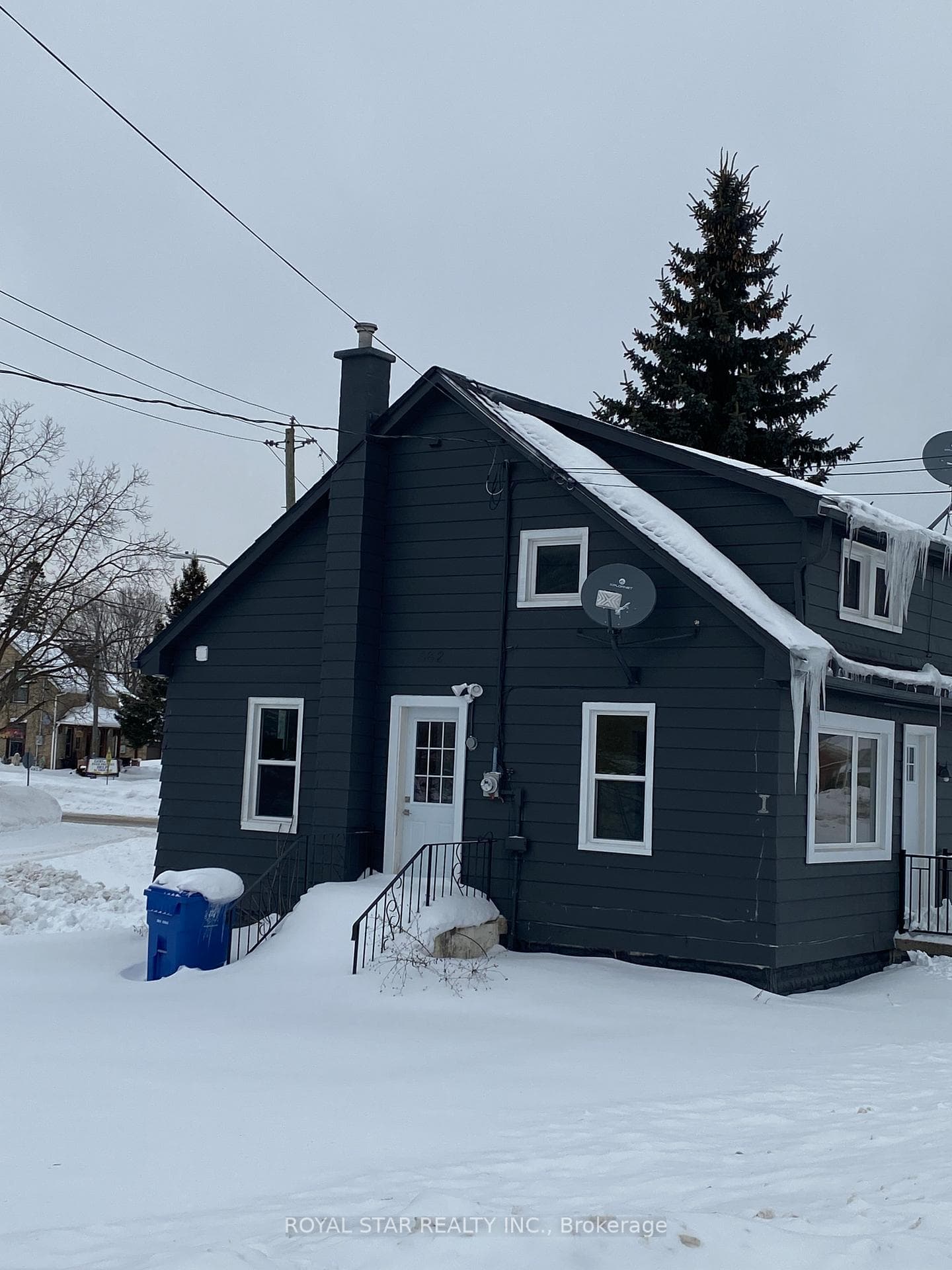 582 Garafraxa Street, West Grey