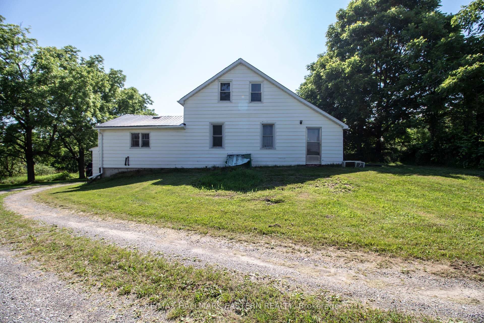 3839 Challice Line, Port Hope