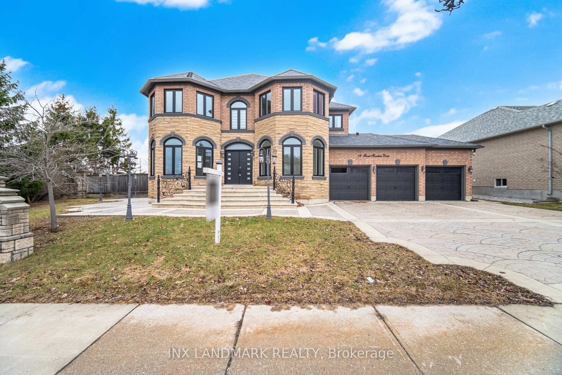 18 Forest Fountain Drive, Vaughan, ON L4H 1S3 - Photo 1