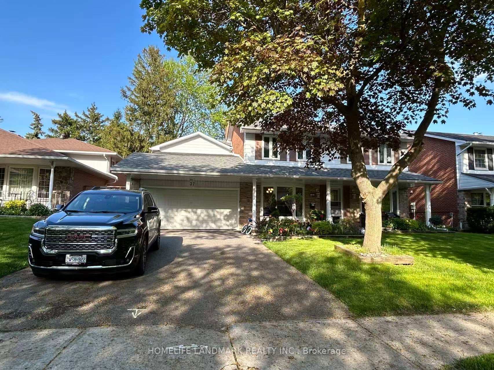 37 Allangrove Crescent Unit 2nd Floor, Scarborough Village / Eglinton East, ON M1W 1S4 - Photo 1