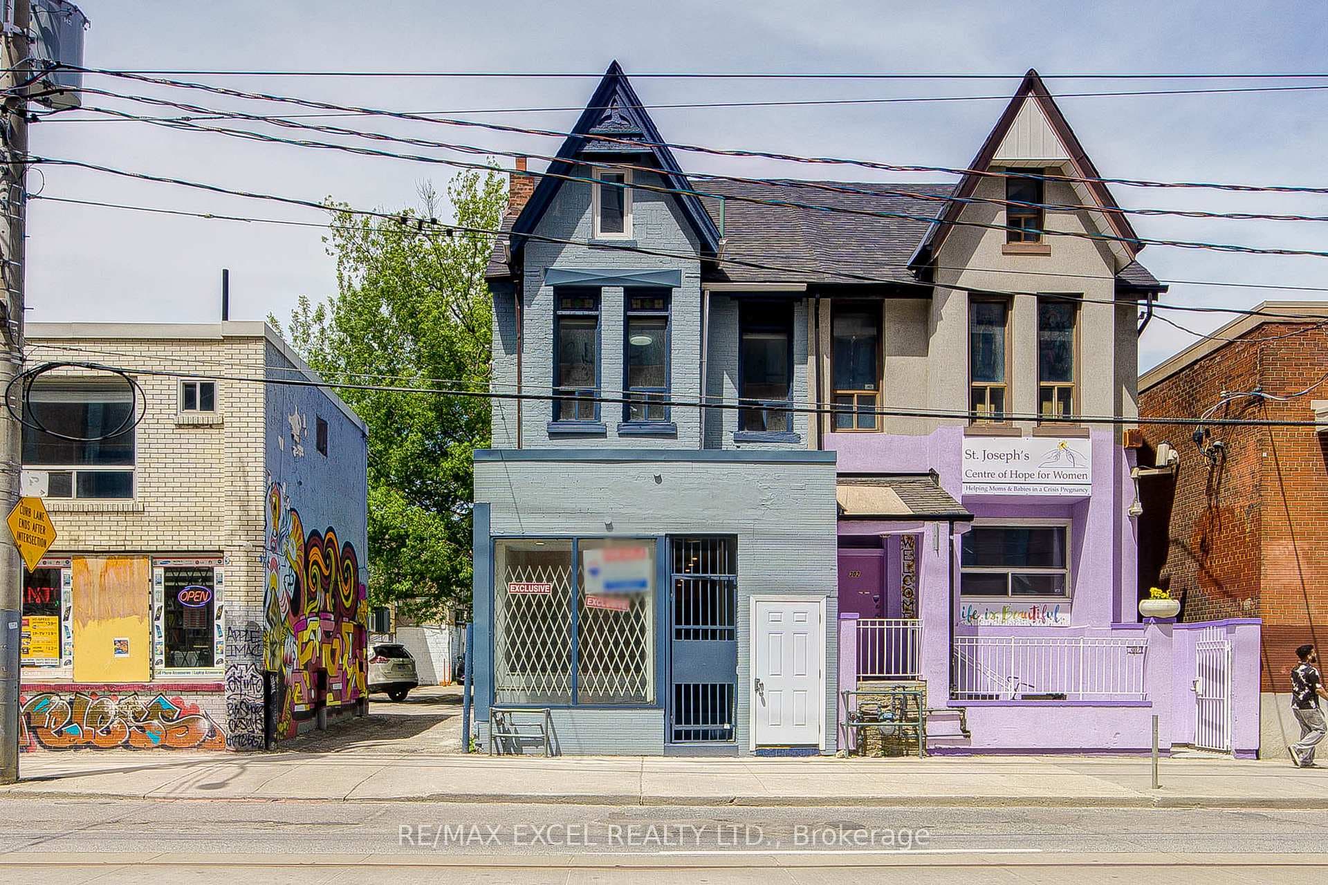 300 Gerrard Street, Regent Park / Cabbagetown / St. James Town, ON M5A 3A1 - Photo 1