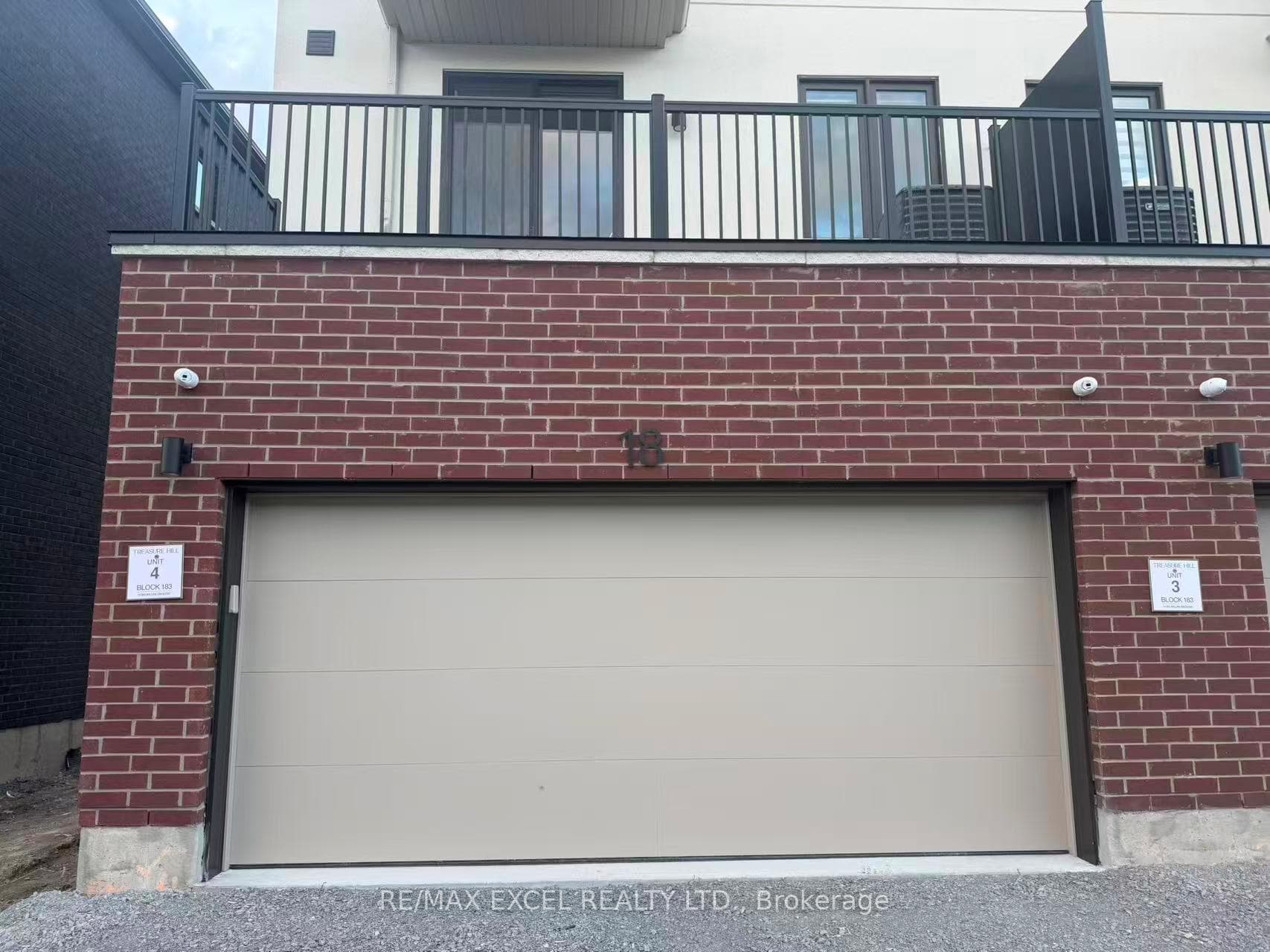 18 Big Willow Crescent Unit Main & Basement, Richmond Hill