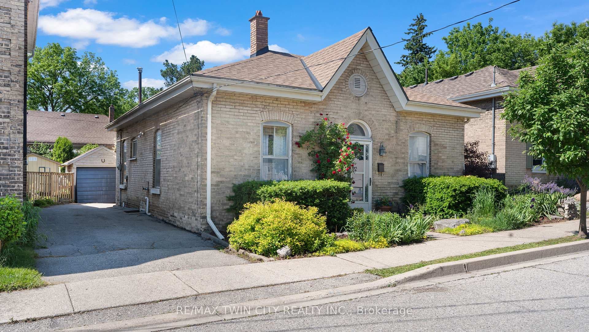 21 Scarfe Avenue, Brantford