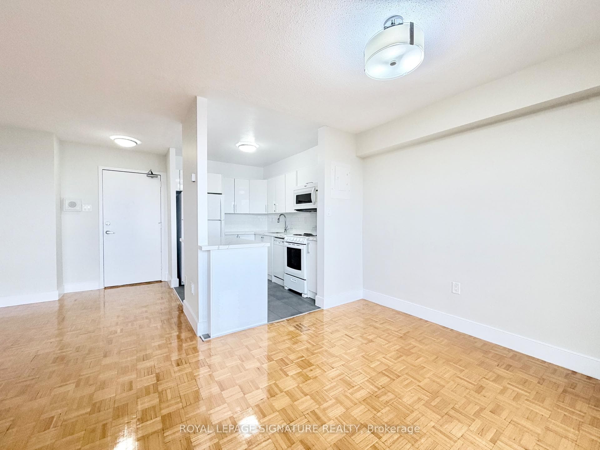 666 Spadina Avenue Unit 2311, Downtown Toronto / Waterfront, ON M5S 2H8 - Photo 1