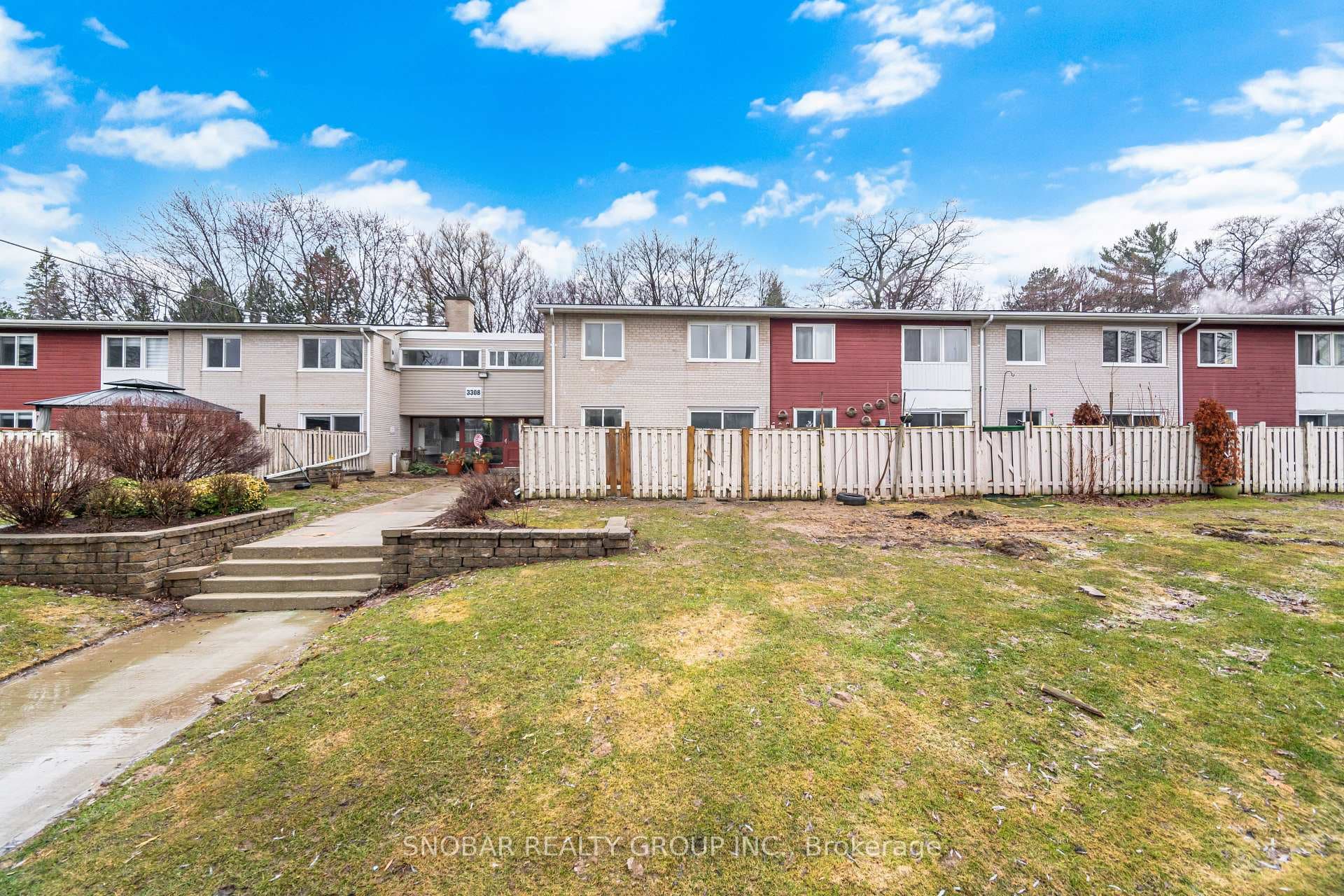 3308 The Credit Woodlands N/A Unit 11, Mississauga, ON L5C 2J8 - Photo 1