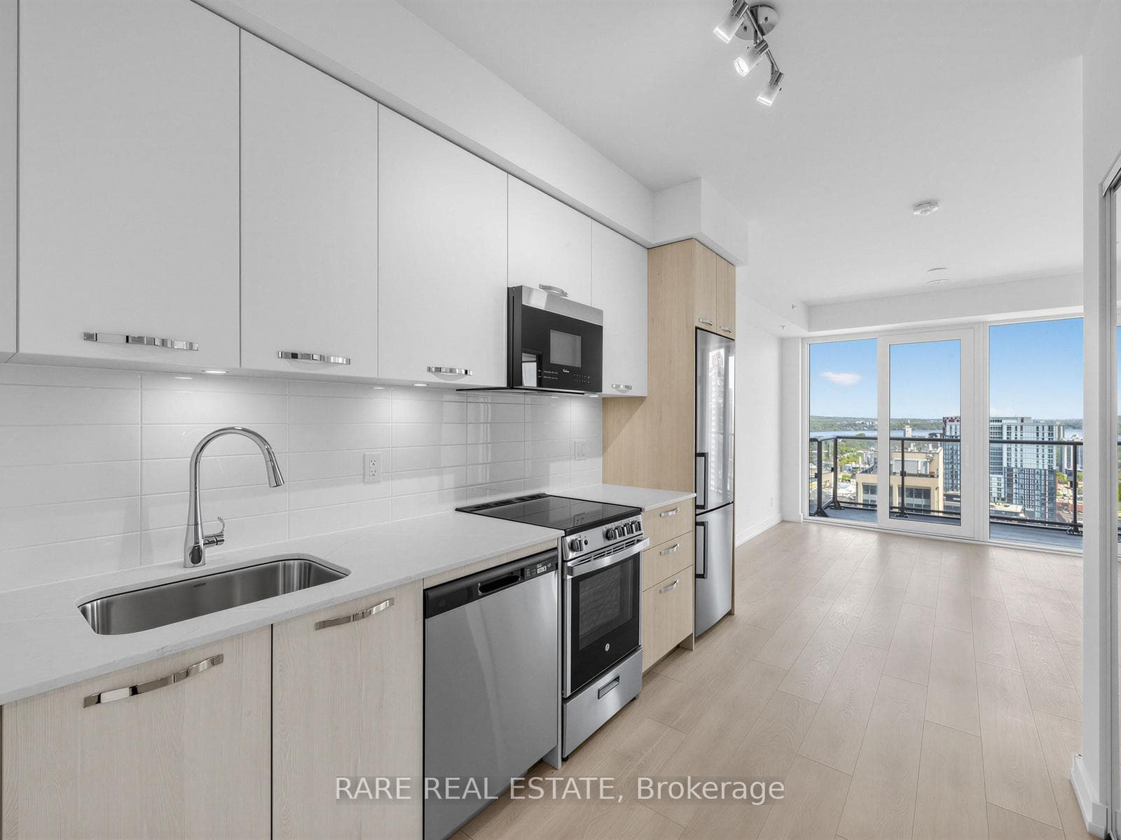 75 James Street Unit 2104, Hamilton, ON L8P 2Y9 - Photo 1
