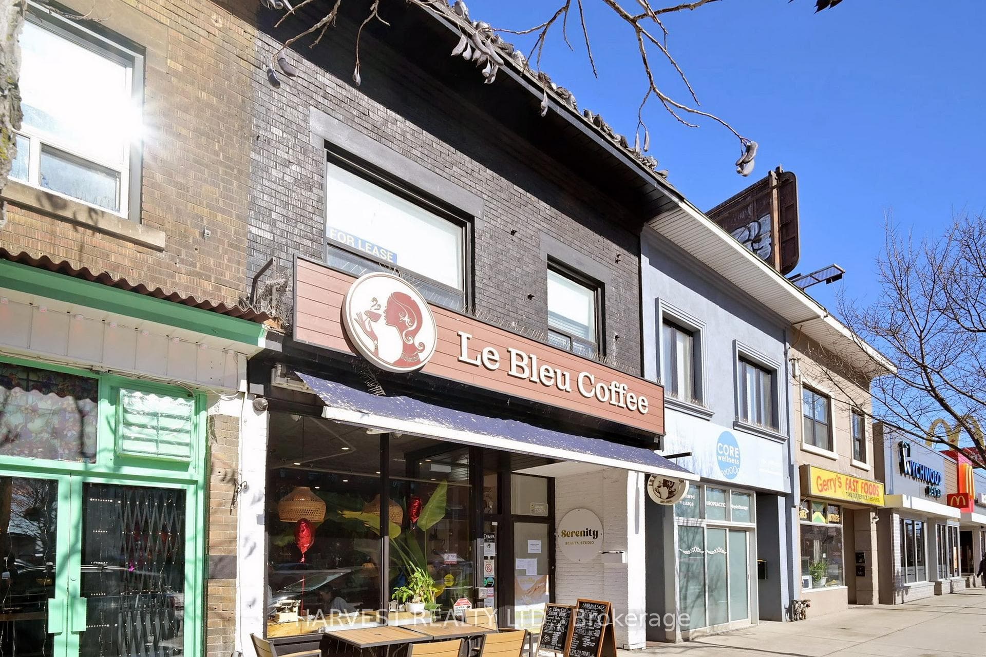 728 St Clair Ave. West
