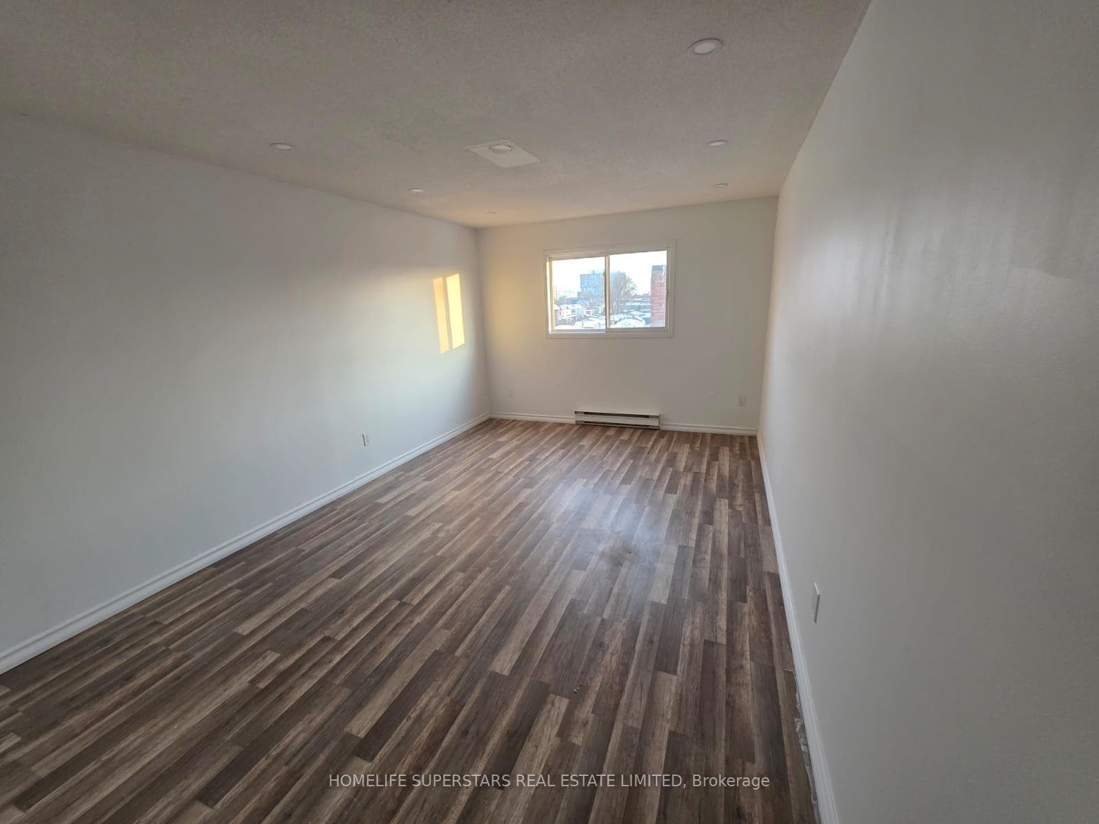 1843 Davenport Road, Keelesdale / Eglinton West, ON M6N 1B8 - Photo 1
