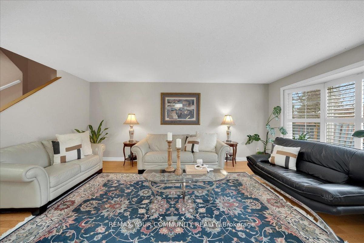 38 Goodless Court, Scarborough (Morningside / West Hill), ON M1B 1A1 - Photo 1
