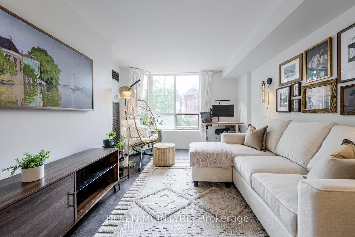 955 Millwood Road Unit 222, Flemingdon Park / Don Mills, ON M4G 4E3 - Photo 1