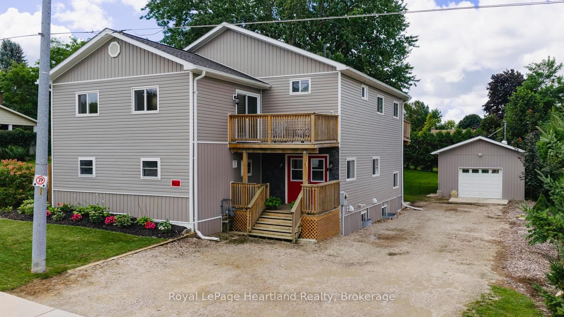 422 Willoughby Street, Huron-Kinloss