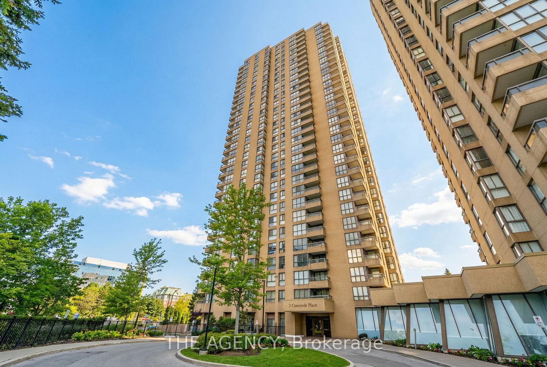 3 Concorde Place Unit 602, Don Mills / Parkwoods / Victoria Village, ON M3C 3K7 - Photo 1