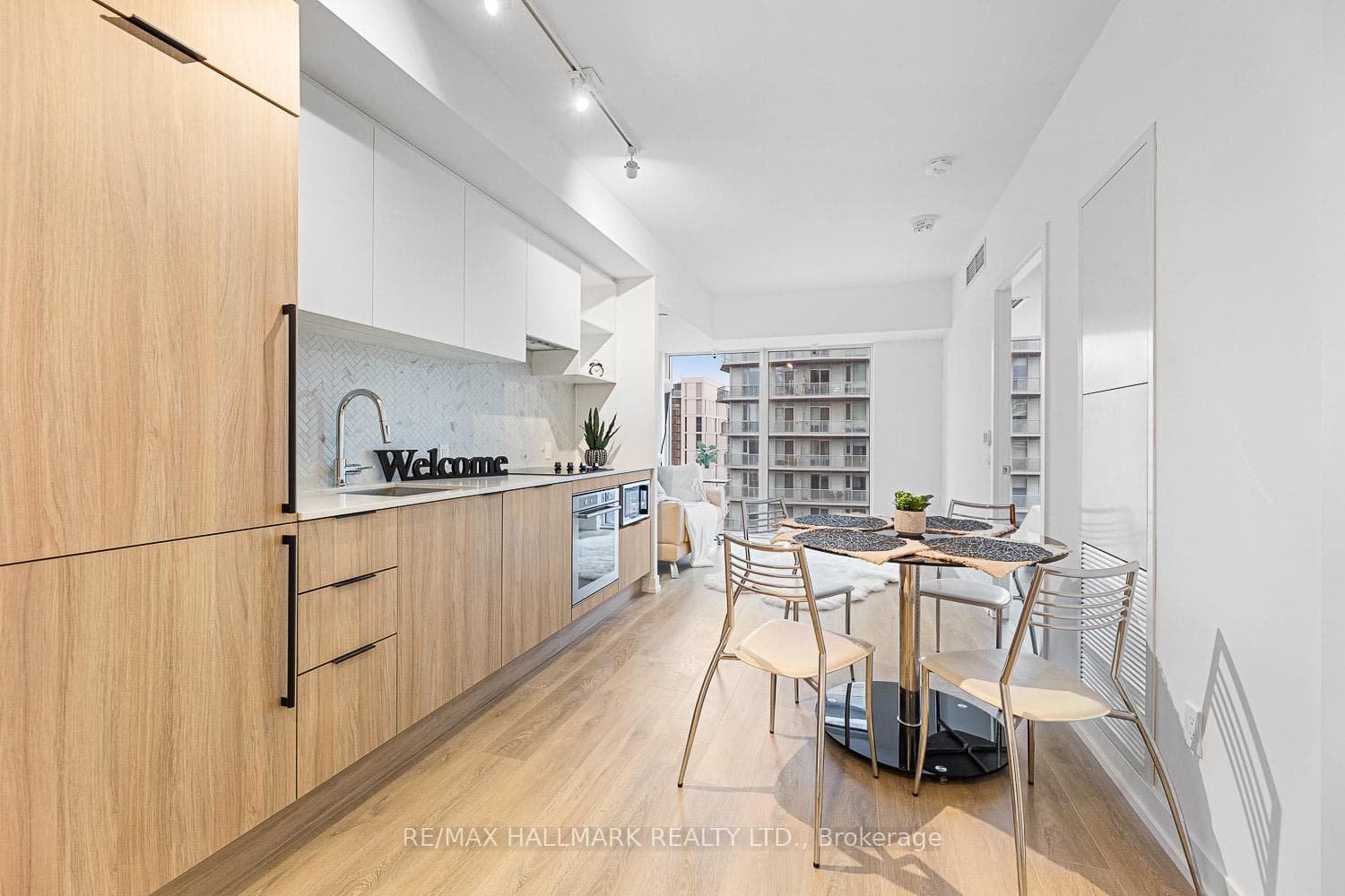 82 Dalhousie Street Unit 3315, Regent Park / Cabbagetown / St. James Town, ON M5B 0C5 - Photo 1
