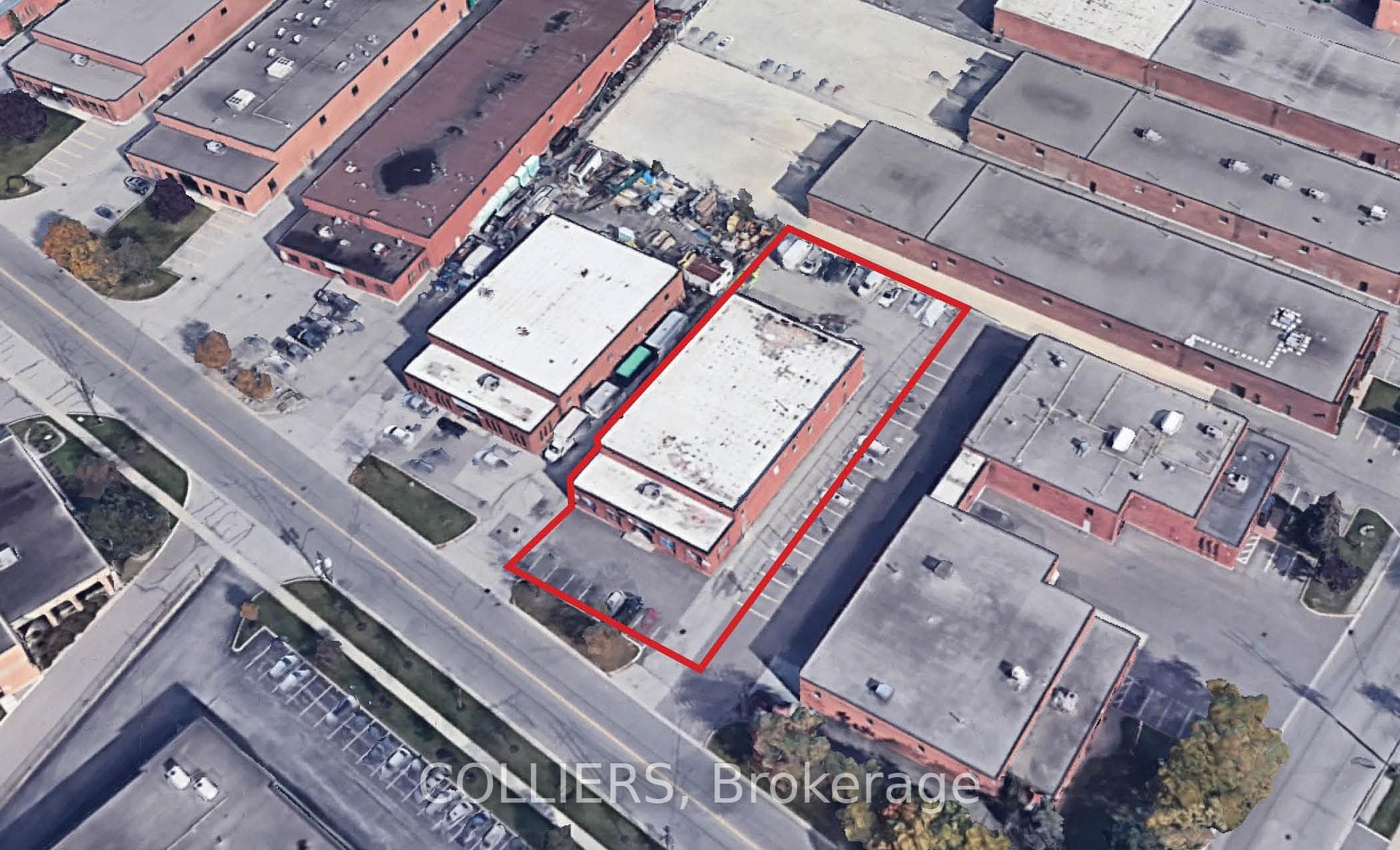 5585 Timberlea Boulevard, Mississauga, ON L4W 2S4 - Photo 1