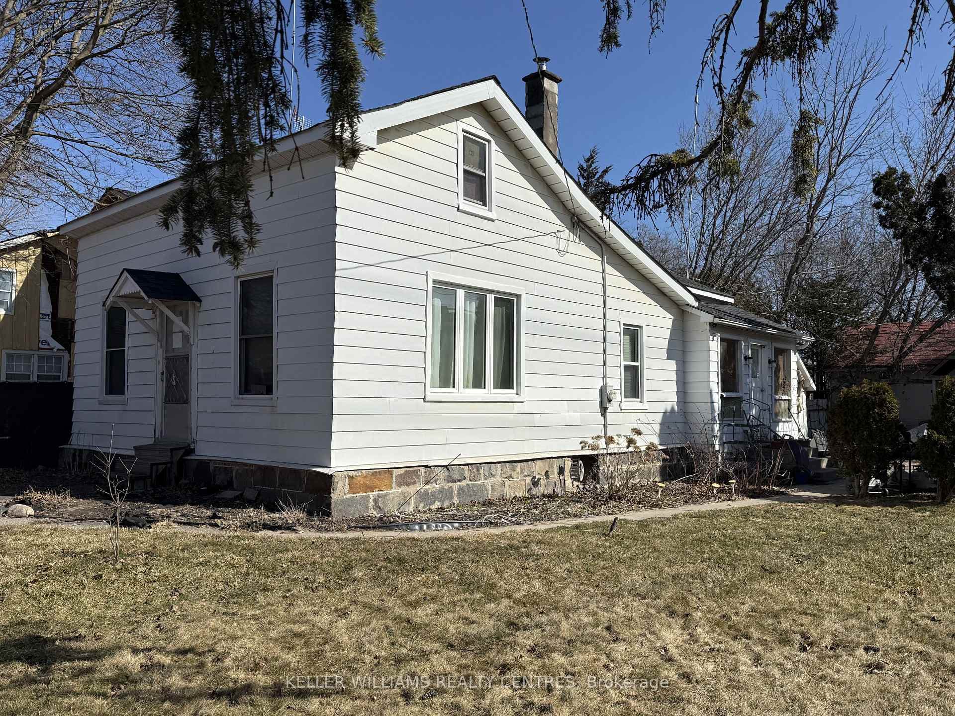 1 Queen Street, Whitby, ON L1M 1C5 - Photo 1